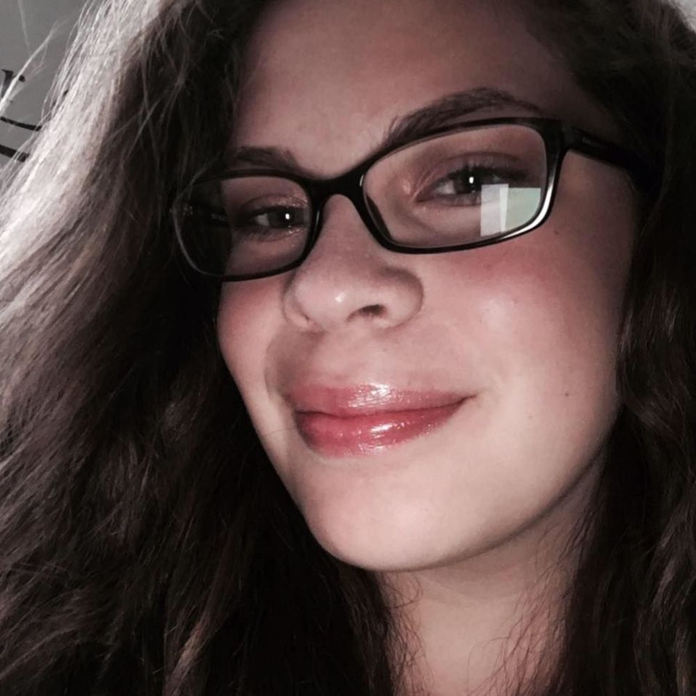 Meet your Posher, Gabriella
